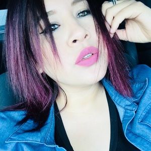 Meet your Posher, Sonia